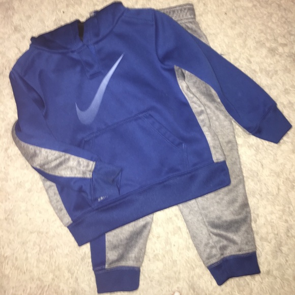 nike warm up sets